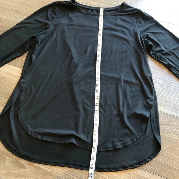 Layer 8 Black Athletic Long Sleeve Shirt With Thumb Holes Size Medium - Picture 4 of 11
